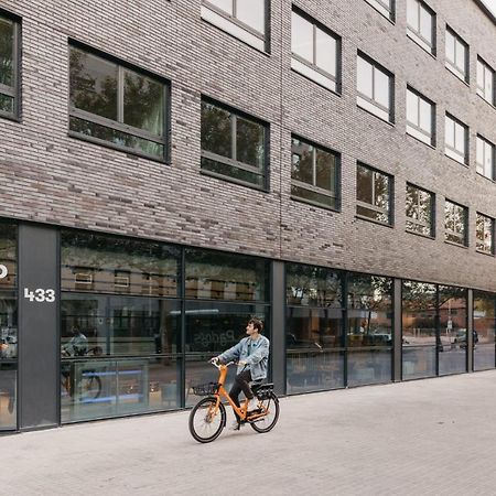 Pallars Student Accommodation: Spacious Studios for Barcelona Students Exterior photo